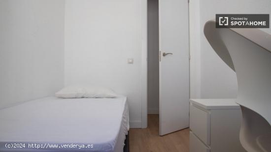 Habitación en alquiler en apartamento de 3 dormitorios en Getafe, Madrid - MADRID