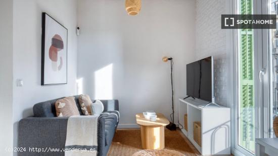 Apartamento de 2 dormitorios en alquiler en Barcelona - BARCELONA