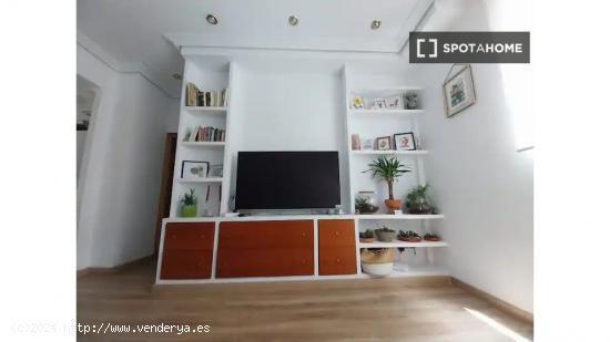 Piso de 3 habitaciones en alquiler en Valencia - VALENCIA