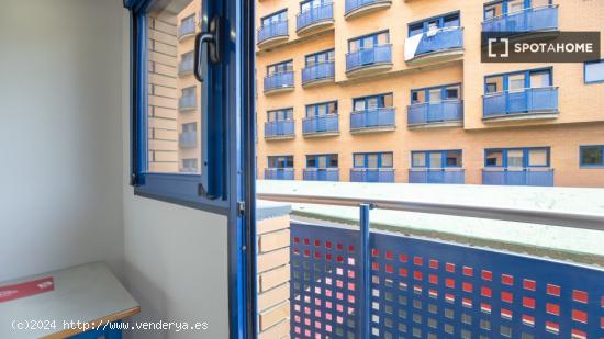 Se alquila habitación en residencia de estudiantes en Valencia - VALENCIA