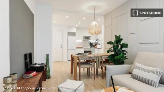 Apartamento de 2 dormitorios en alquiler en Barcelona - BARCELONA