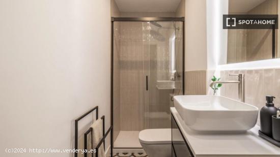 Apartamento de 2 dormitorios en alquiler en Madrid - MADRID