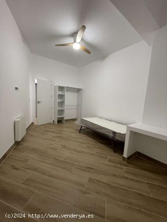 Habitación en piso compartido en valència - VALENCIA