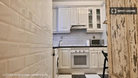 Apartamento de 3 habitaciones en alquiler en Madrid - MADRID