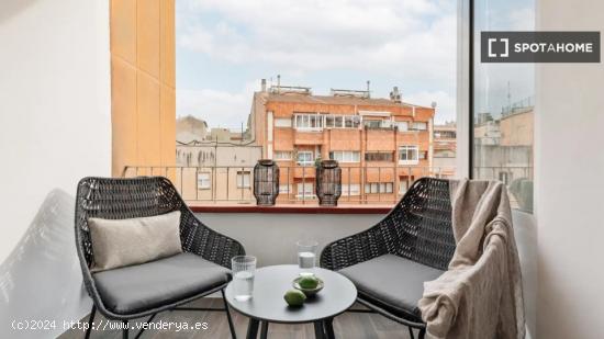 Apartamento de 3 dormitorios en alquiler en Barcelona - BARCELONA