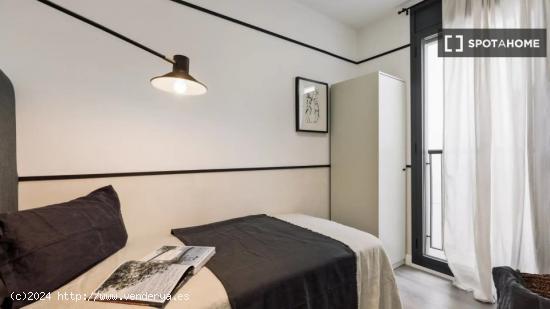 Piso de 3 habitaciones en alquiler Barcelona - BARCELONA