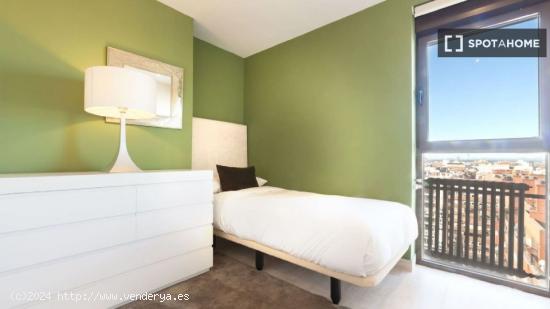 Apartamento de 3 habitaciones en alquiler en Madrid - MADRID