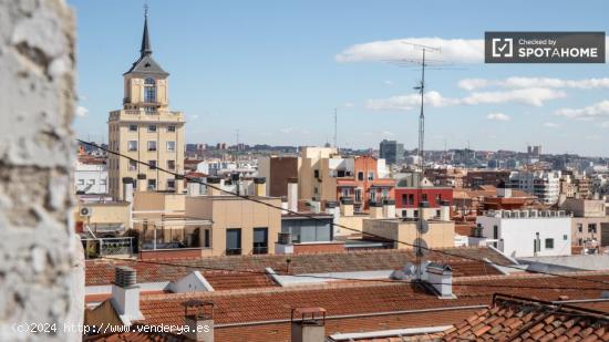 Apartamento de 3 habitaciones en alquiler en Madrid - MADRID