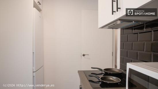 Apartamento de 4 dormitorios en alquiler en madrid. - MADRID