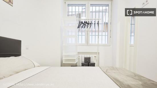 Apartamento de 2 dormitorios en alquiler en Madrid - MADRID