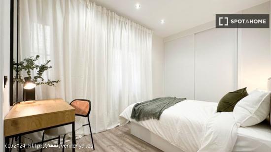 Alquiler de habitaciones en piso de 3 dormitorios en Arganzuela - MADRID