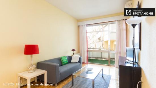 apartamento de 1 dormitorio con balcón y aire acondicionado en alquiler en la zona de Salamanca - M