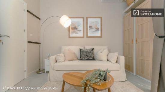 Alquiler de habitaciones en apartamento de 1 dormitorio en Poblats Marítims - VALENCIA