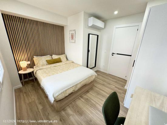  Habitaciones en alquiler en apartamento de 4 dormitorios en El Cabanyal. - VALENCIA 