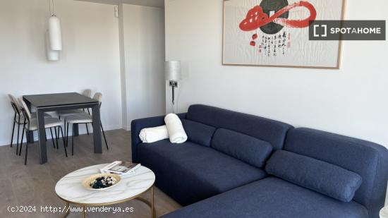 Piso de dos habitaciones en alquiler en Badalona - BARCELONA