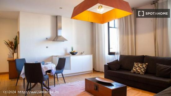 Apartamento entero de 2 dormitorios en Barcelona. - BARCELONA