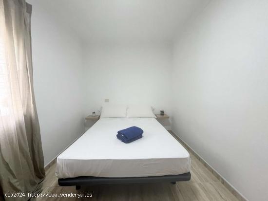  Habitación en piso compartido en Las Palmas de Gran Canaria - LAS PALMAS 