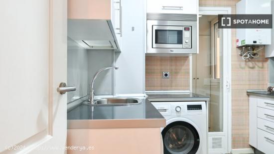 Apartamento de 3 dormitorios en alquiler en Tetuán - MADRID