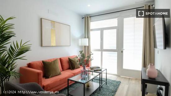 Apartamento de 2 dormitorios en alquiler en Ciudad Lineal - MADRID