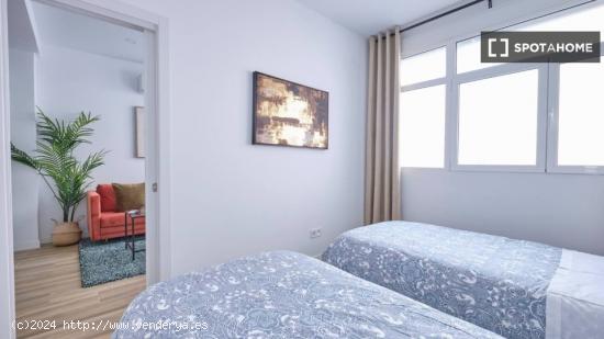 Apartamento de 2 dormitorios en alquiler en Ciudad Lineal - MADRID