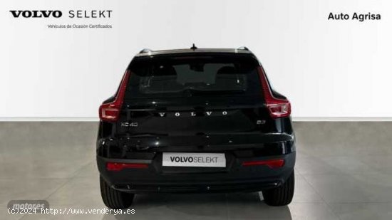 Volvo XC40 XC40 Plus, B3 Mild hybrid, Gasolina, Dark de 2024 con 1 Km por 39.900 EUR. en La Rioja