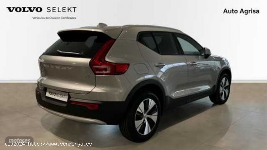 Volvo XC40 XC40 Core, B3 Mild hybrid, Gasolina de 2024 con 1 Km por 38.000 EUR. en La Rioja