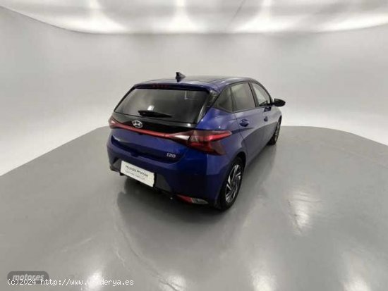 Hyundai i20 1.0 TGDI Tecno 100 de 2023 con 8.300 Km por 18.900 EUR. en Barcelona