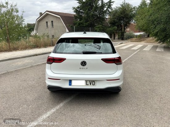 Volkswagen Golf VIII 2.0 TDI 85kW (115CV) de 2021 con 101.000 Km por 18.000 EUR. en Madrid