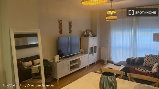 Apartamento de 2 dormitorios en alquiler en Fuencarral - MADRID