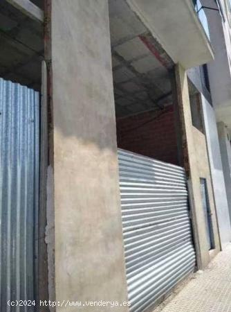 Se oferta local comercial en c/poeta Francesc Miret - VALENCIA