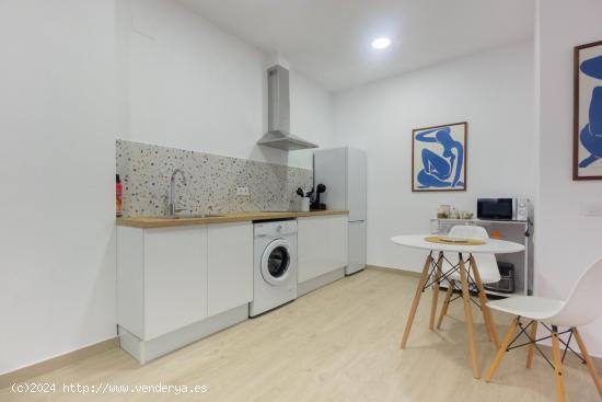 Bajo Vivienda a estrenar en la playa d e la malvarrosa, tipo loft , con amplio baño . - VALENCIA