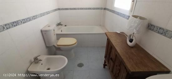 !!! OPORTUNIDAD !!! CASA EN EL CENTRO DE BORNOS - CADIZ