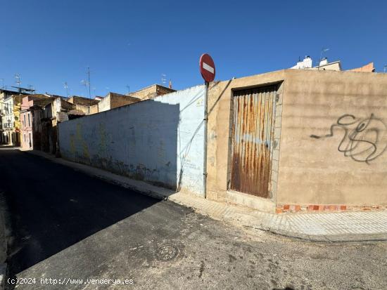  Solar en Casco Antiguo - BADAJOZ 