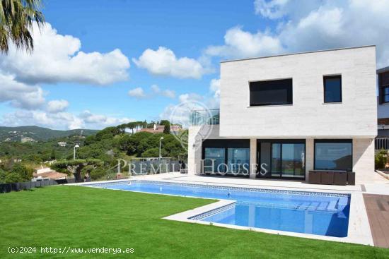  Casa en alquiler en Sant Vicenç de Montalt. Diseño y lujo con impresionantes vistas al mar - BARCE 