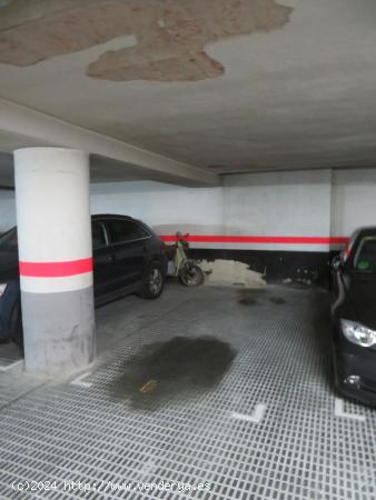 PLAZA DE PARKING EN VENTA EN LA AVENIDA MISTRAL - BARCELONA