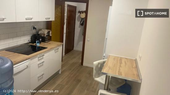 Alquiler de habitaciones en piso de 3 dormitorios en Móstoles - MADRID