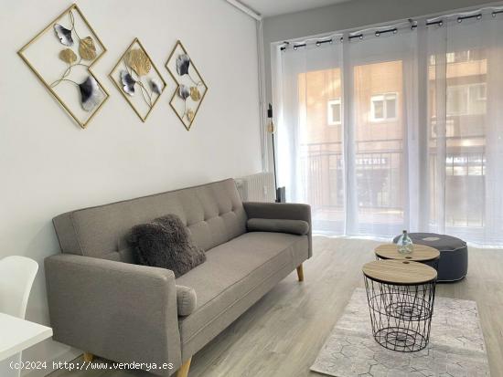  Apartamento de 3 dormitorios en alquiler en Imperial - MADRID 