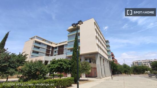 Piso en alquiler de 3 habitaciones en Miralbueno - ZARAGOZA