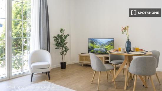 Apartamento completo de 1 dormitorio en Málaga - MALAGA