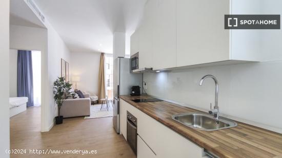 Apartamento completo de 2 dormitorios en Málaga - MALAGA