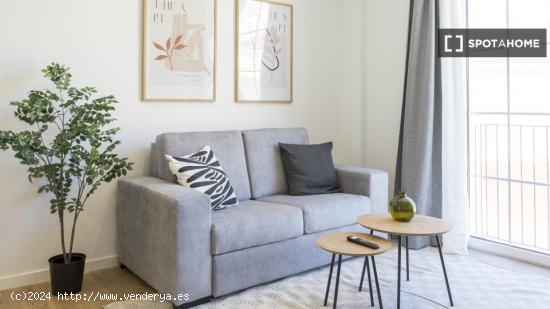 Apartamento completo de 1 dormitorio en Málaga - MALAGA