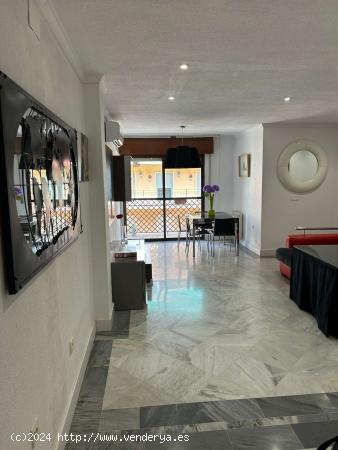  Piso en alquiler de 3 habitaciones en Realejo-San Matías, Granada - GRANADA 