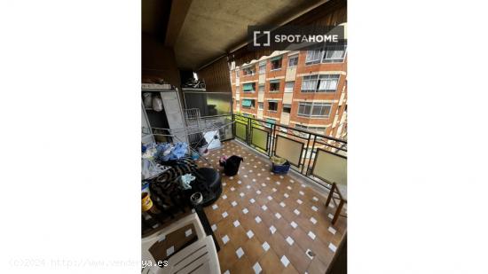 Habitación en piso compartido en Badalona - BARCELONA