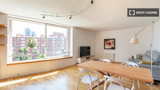 Moderno apartamento amueblado con vista al campo de regatas de la Copa América - BARCELONA