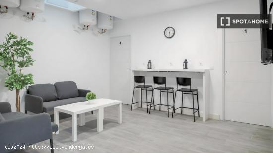 ¡Piso en Coliving en alquiler en Madrid! - MADRID