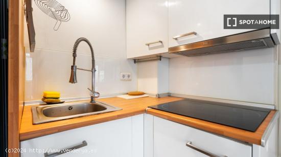 Apartamento entero de 1 dormitorio en Barcelona - BARCELONA