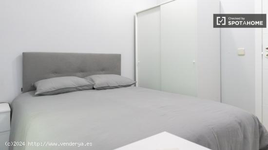 Habitación en piso compartido en madrid. - MADRID