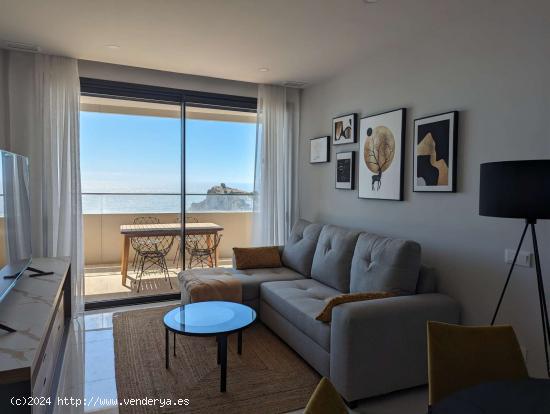 Apartamento entero de 2 dormitorios en Benidorm - ALICANTE