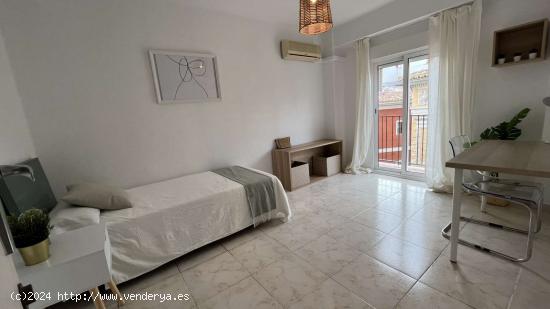 Habitación en piso compartido en valència - VALENCIA