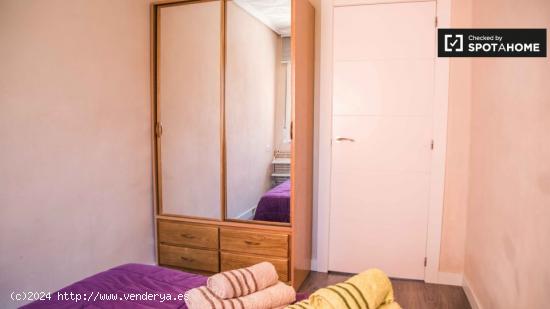 Encantadora habitación en apartamento de 2 dormitorios en Poblats Maritims - VALENCIA